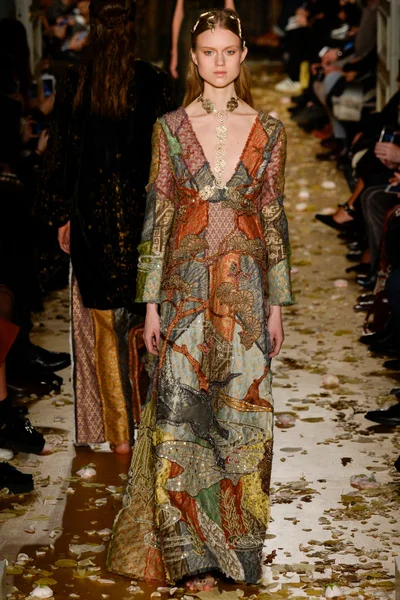 Look 6